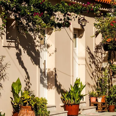 Garden Studios Alykes  Exterior photo